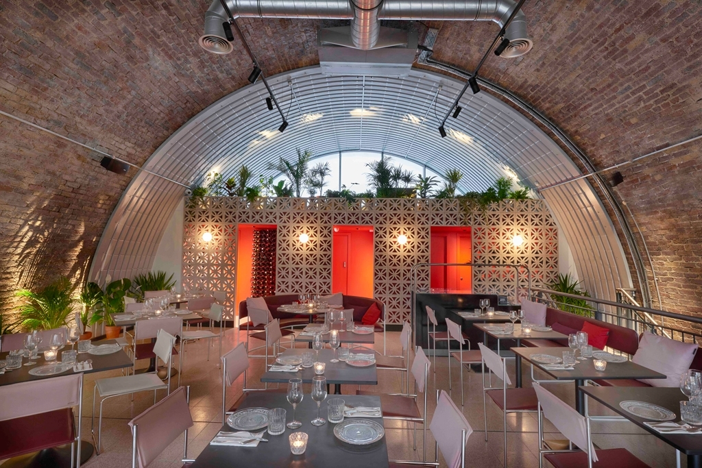 Top Mediterranean and Israeli Food Spots in London Including Casino Restaurants